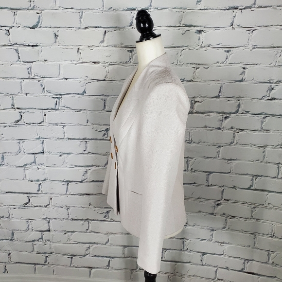 Twenty8Twelve White Blazer - Picture 2 of 8